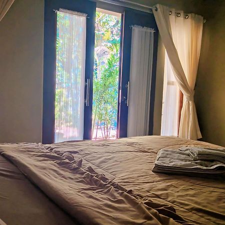 Three V Homestay Kuta  Exterior photo