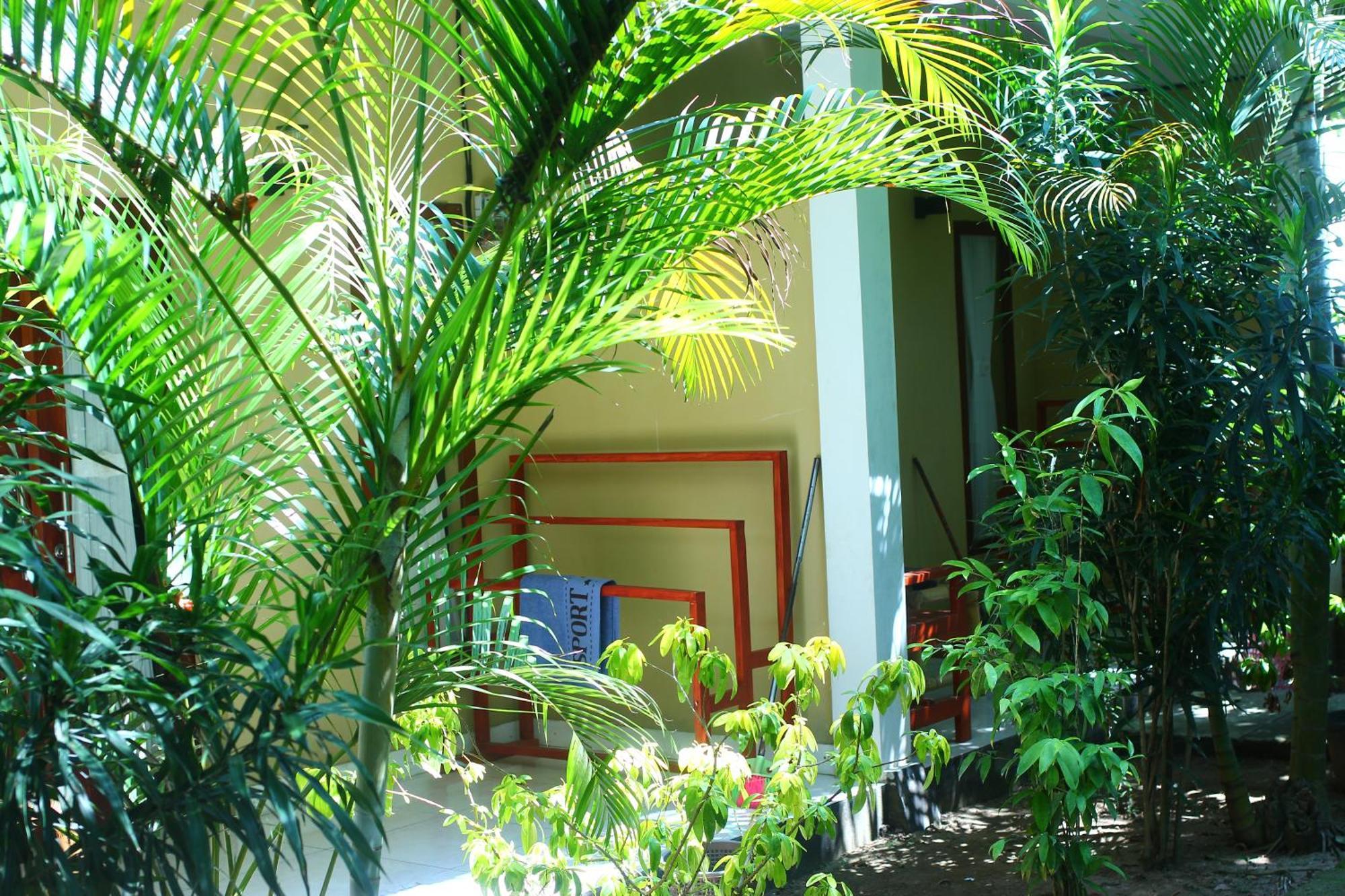 Three V Homestay Kuta  Exterior photo